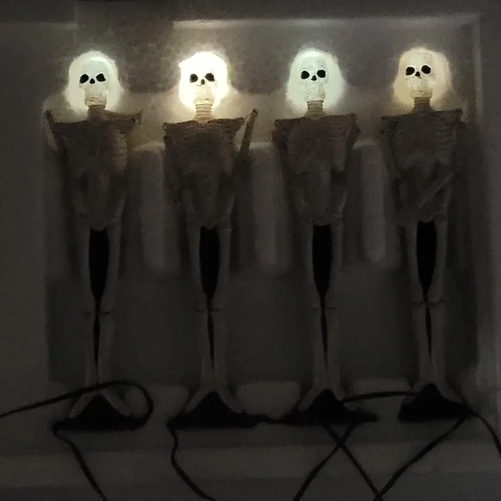 Dept 56 Skull Street Lamps 4 Lit Halloween Village Accessories 56.53079 WORKS